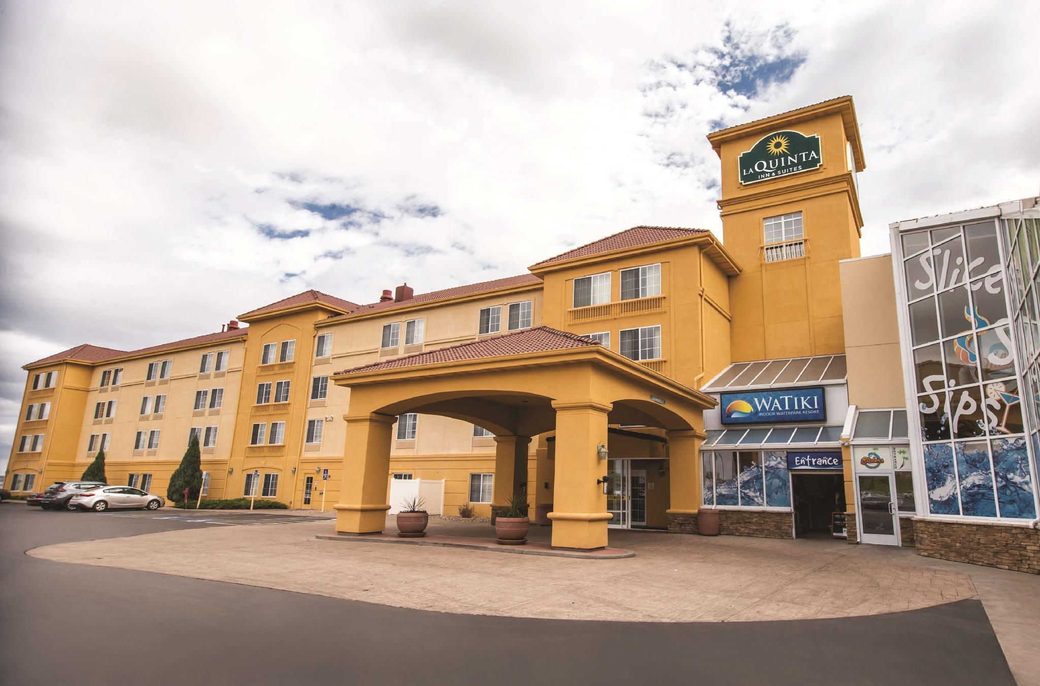 La Quinta Inn And Suites By Wyndham At Watiki Waterpark Rapid City Exterior photo